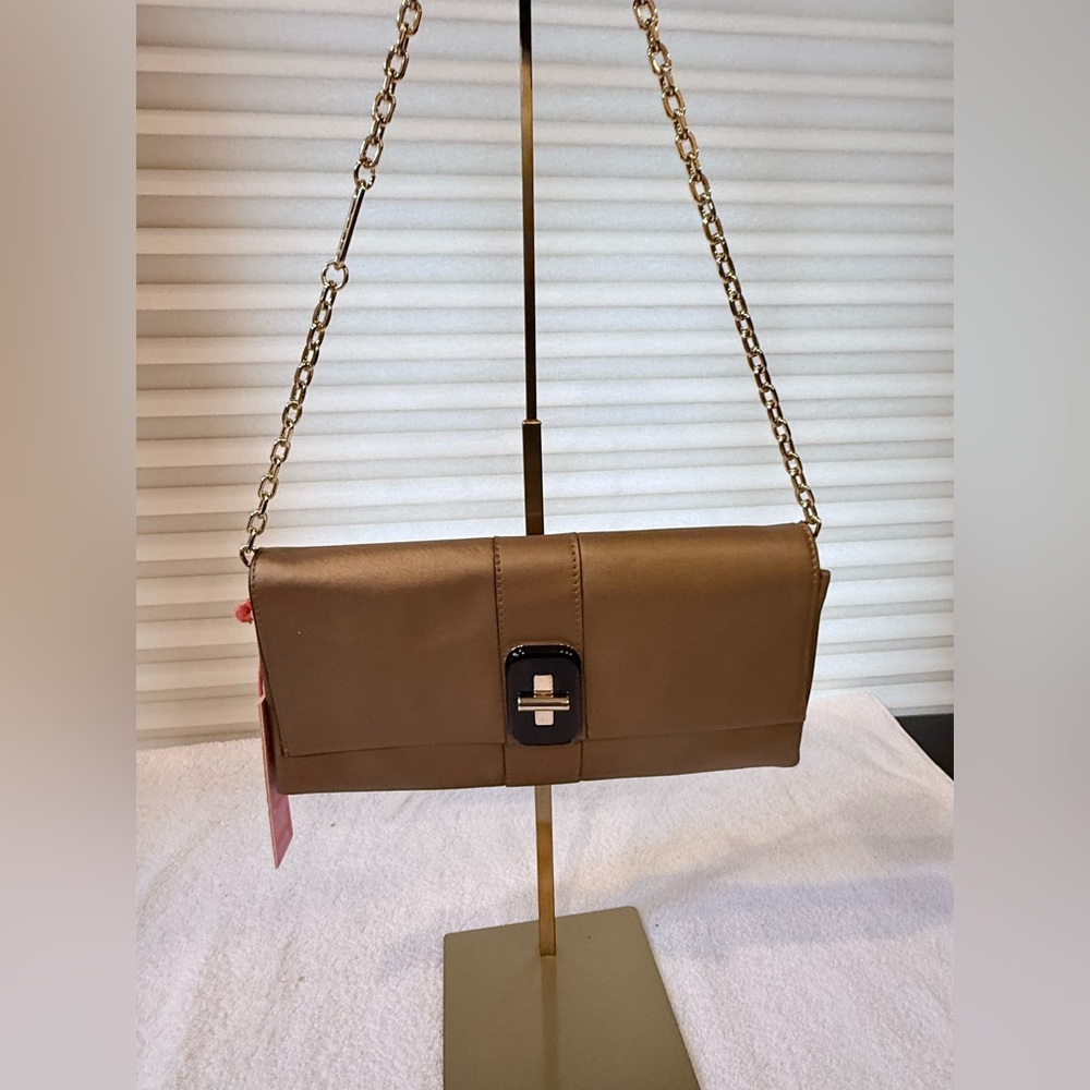 Elegant Brown Leather Clutch with Chain Strap